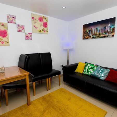 Comfortable Stay In Shirley, Solihull - Room 3 Dış mekan fotoğraf